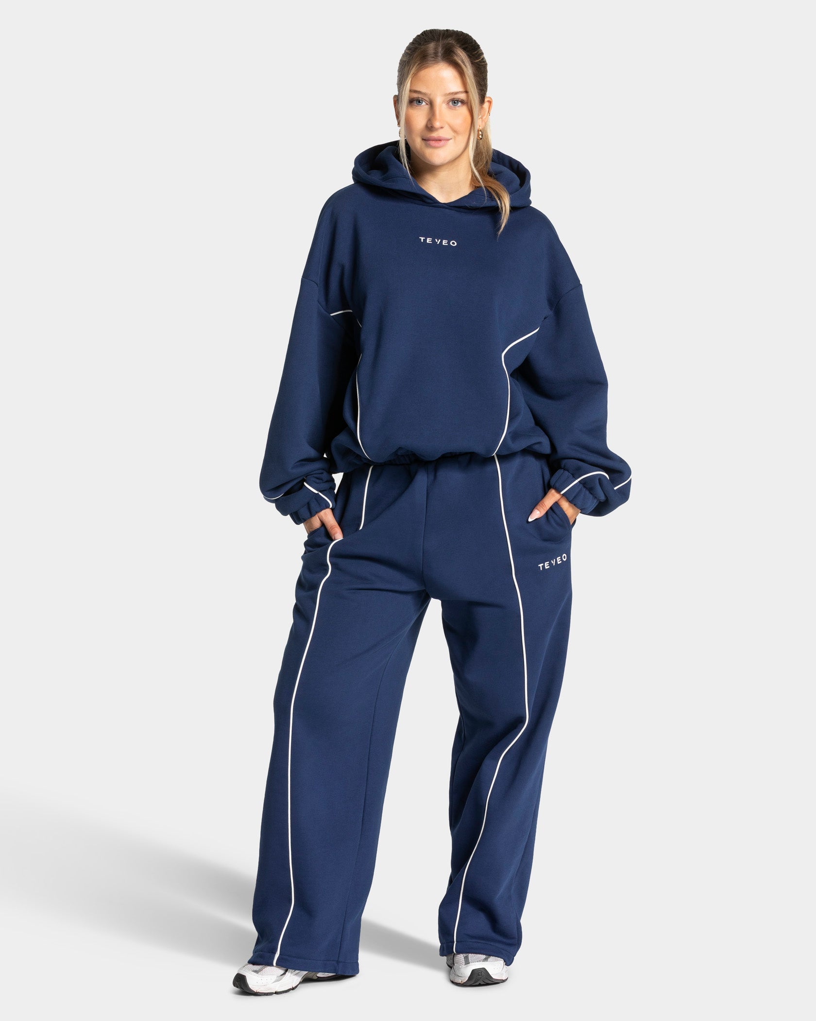 Contrastline Hooded Sweater "Dunkelblau"