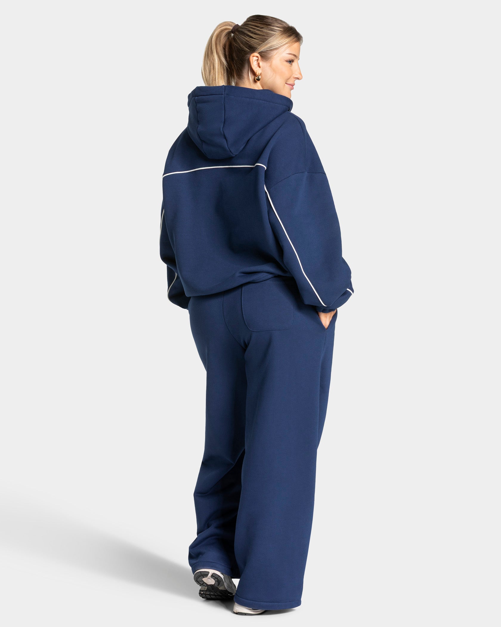 Contrastline Hooded Sweater "Dunkelblau"