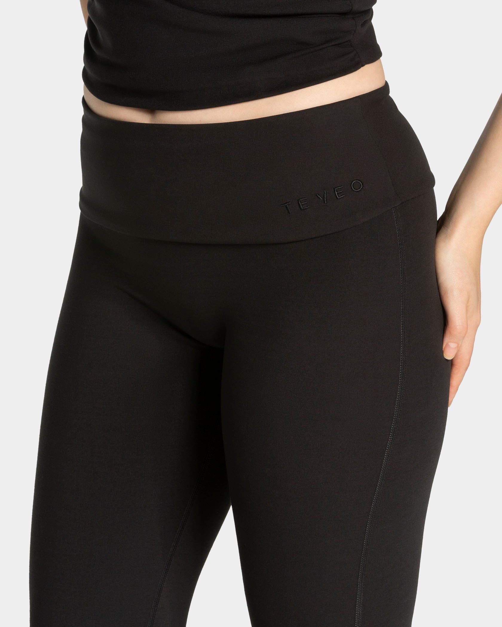 Legging évasé à coupe longue Mellow Fold Over « noir »