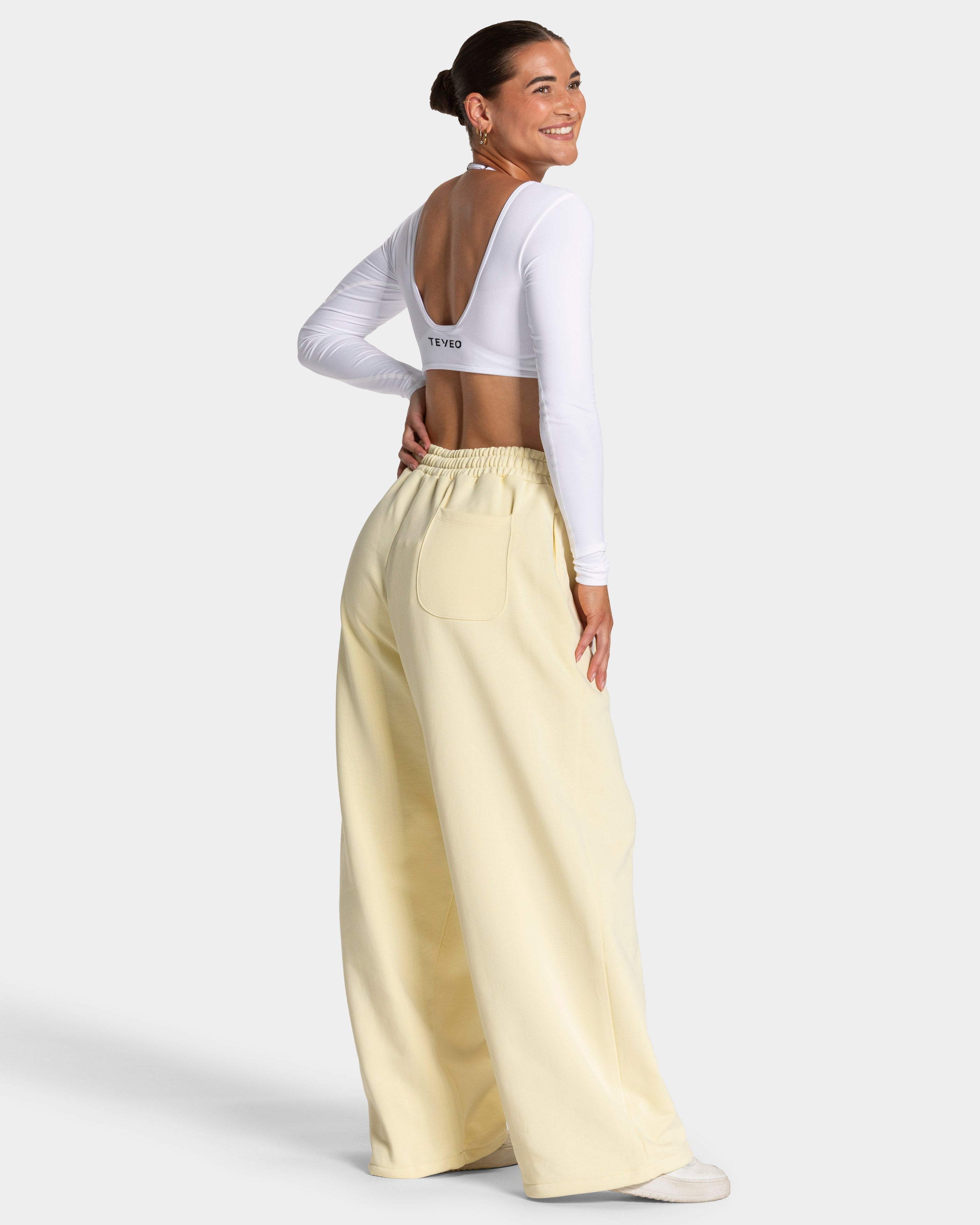 Pantalon de jogging Contrastline Wide Leg « Butter Yellow »